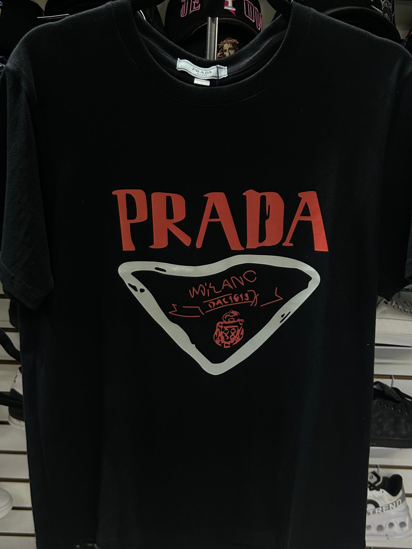 PLAYERA PRADA MILANO