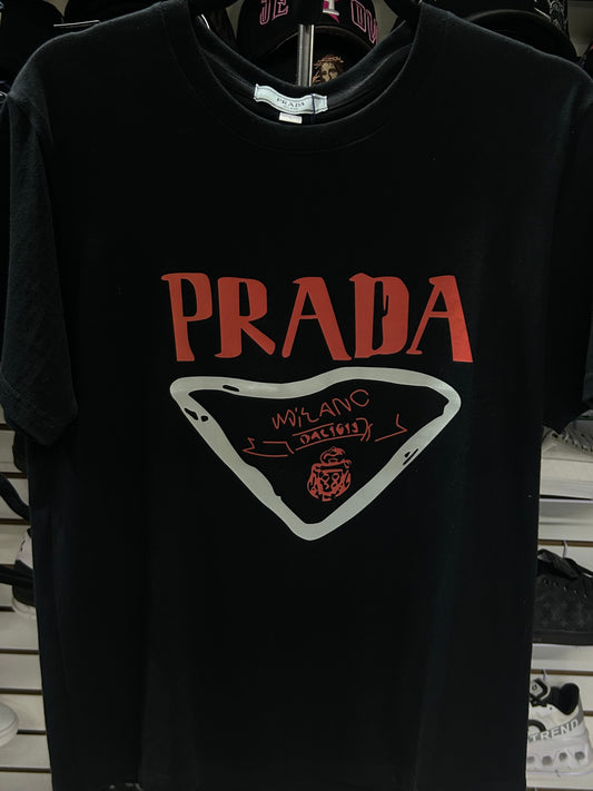 PLAYERA PRADA MILANO