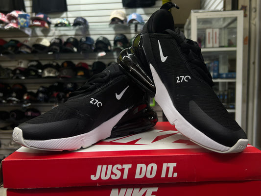 Tenis Air Max 270 Negro con blanco