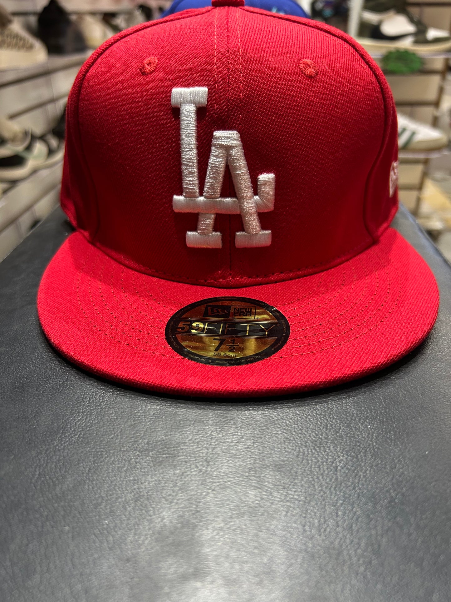 New era clásica LA roja