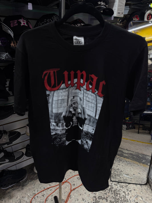 PLAYERA ESTAMPADA TUPAC