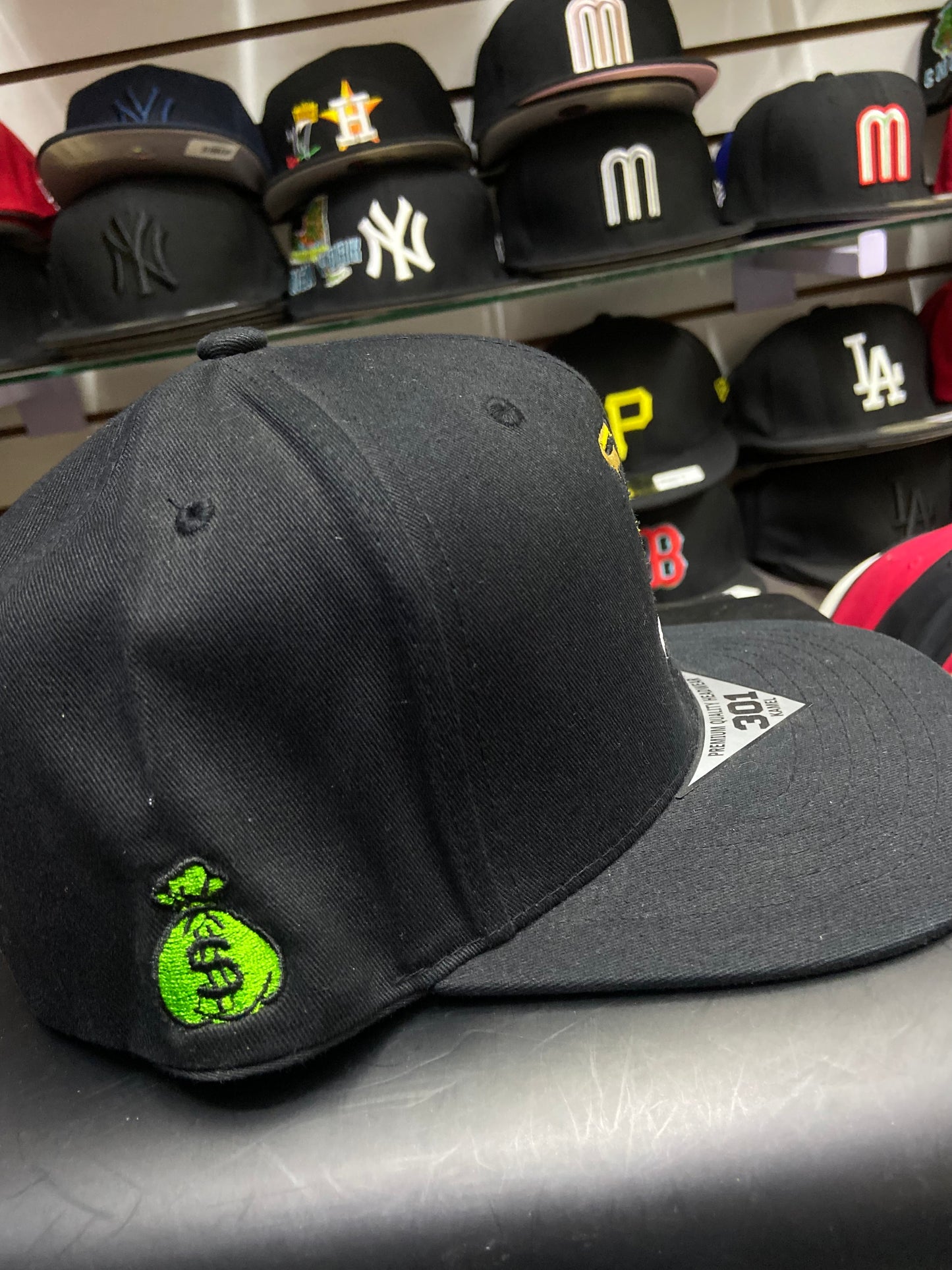 🧢 Gorra Kamel “Billete con Alas” – Estilo y Poder 💸