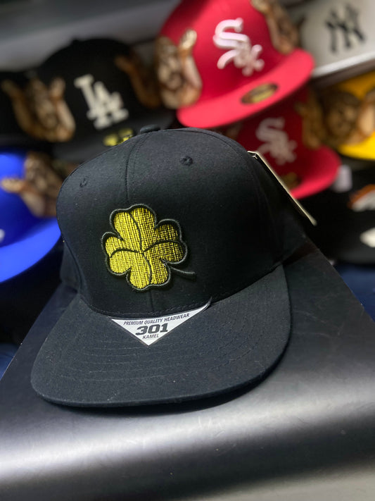 🍀 Actitud, suerte y un look imponente en una sola gorra