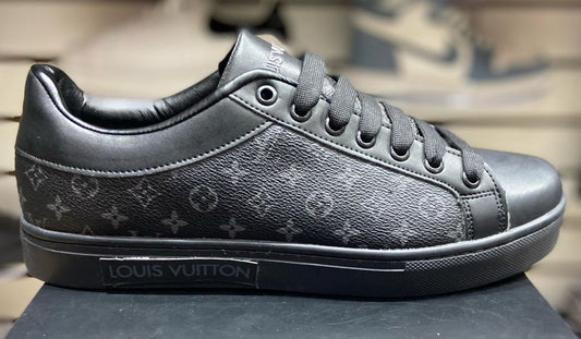 TENIS NACIONAL TIPO LOUIS VUITTON NEGRO